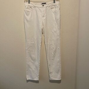 AK Anne Klein White Stretch Straight Leg Jeans. SZ 10